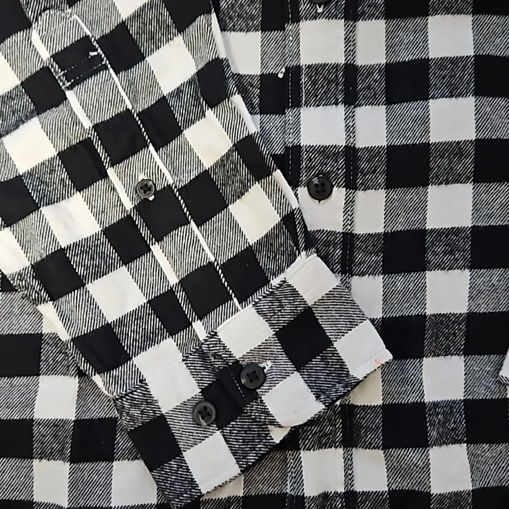 Men - Picture 3 of 4